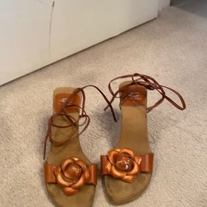 Beautiful high heels sandal 4””